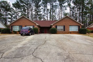 featured image of 3252 Inez Dr
