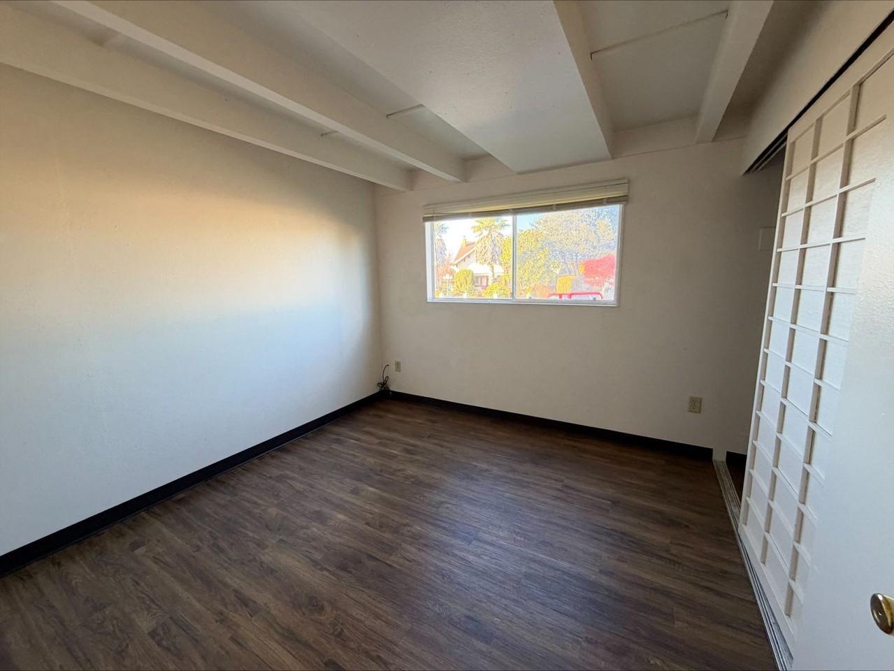 230 Wabash Ave - Photo 5 of 13