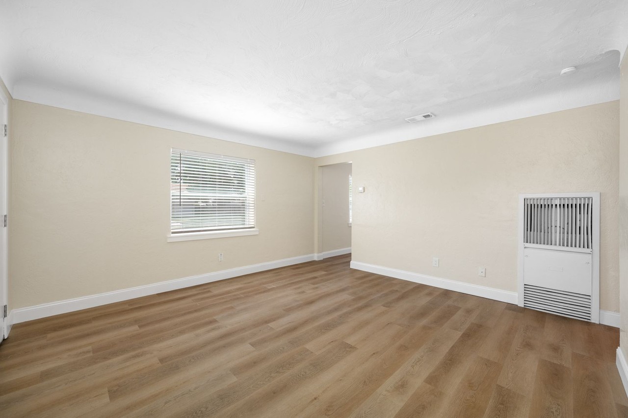 3800 26th St N - Photo 6 of 33