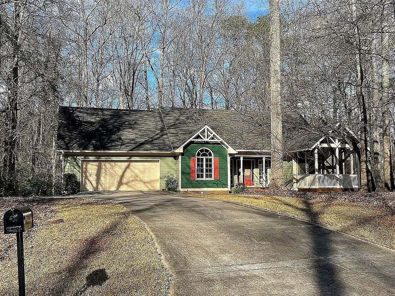 135 Cedar Springs Dr