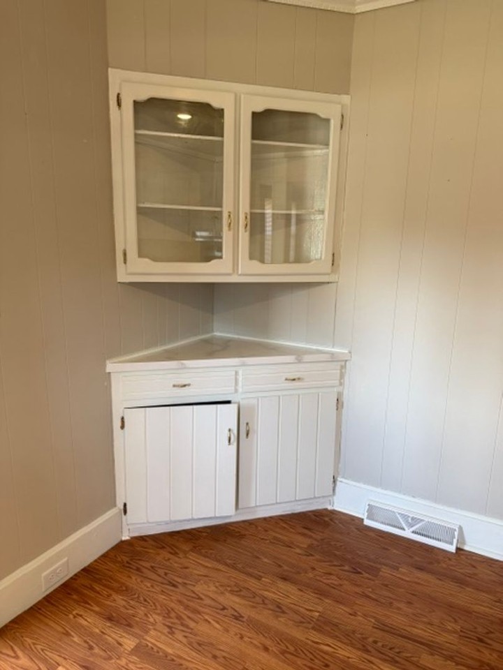 1499 Boy Scout Rd - Photo 5 of 39