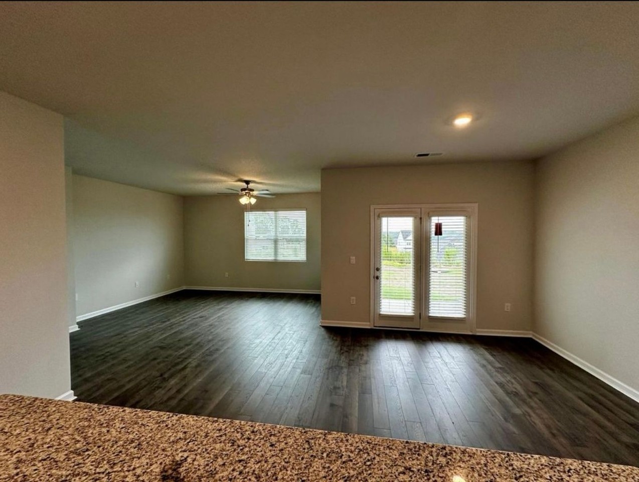 1219 Admiral Ave - Photo 6 of 19