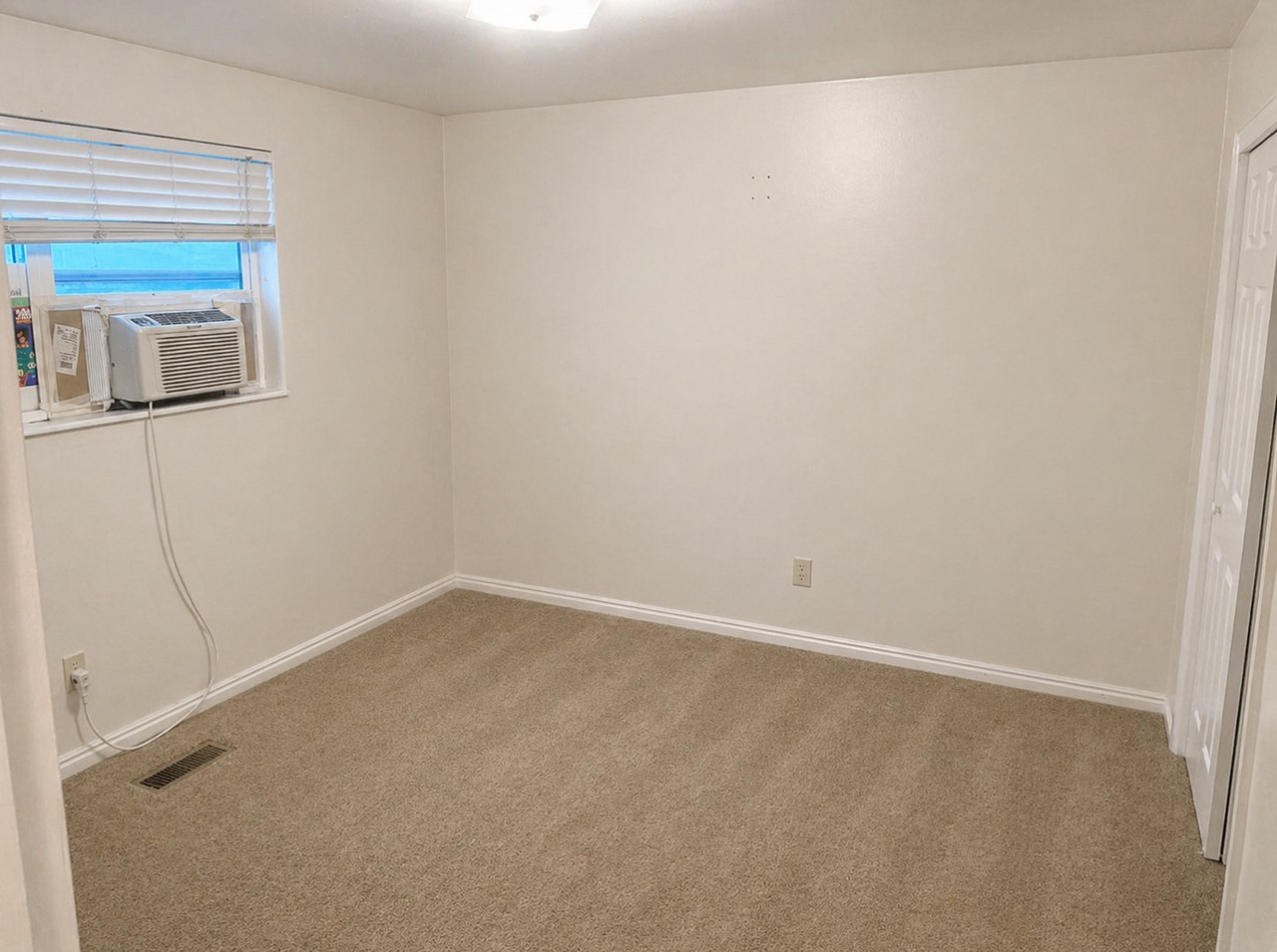 5468 Roy - Photo 4 of 6