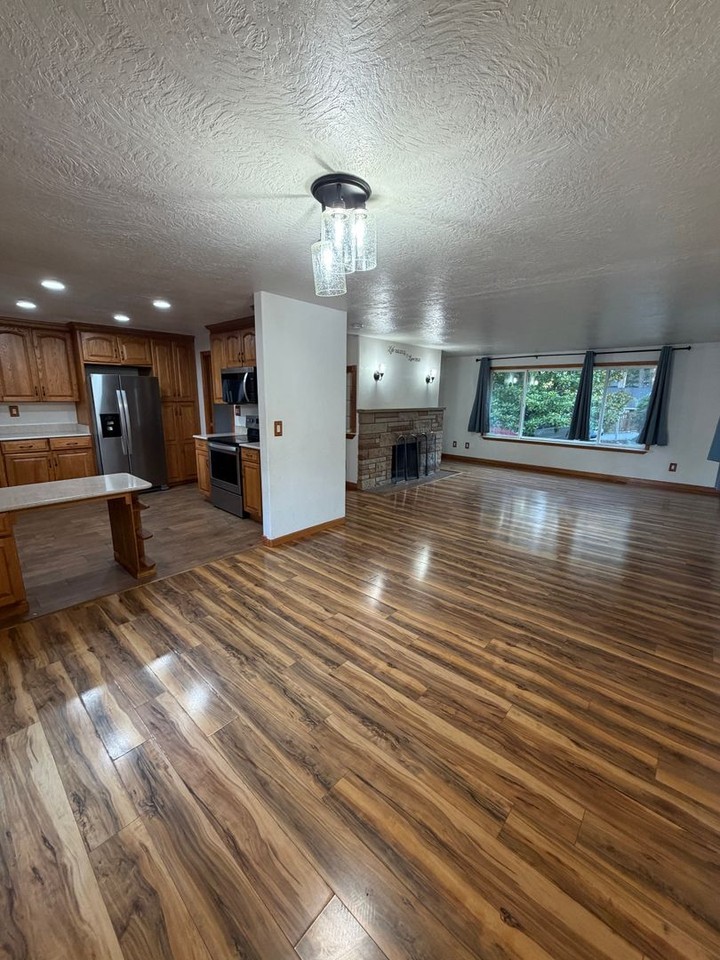 116 Crestwood Dr Sw - Photo 5 of 19