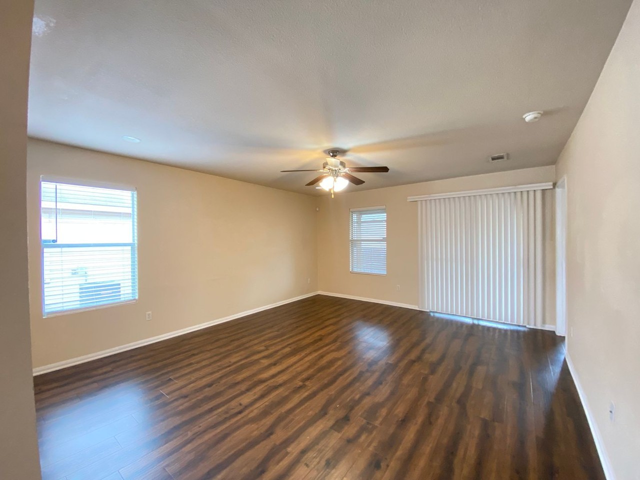 6510 Taree Loop - Photo 5 of 14