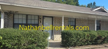 featured image of 1305 E Houston St