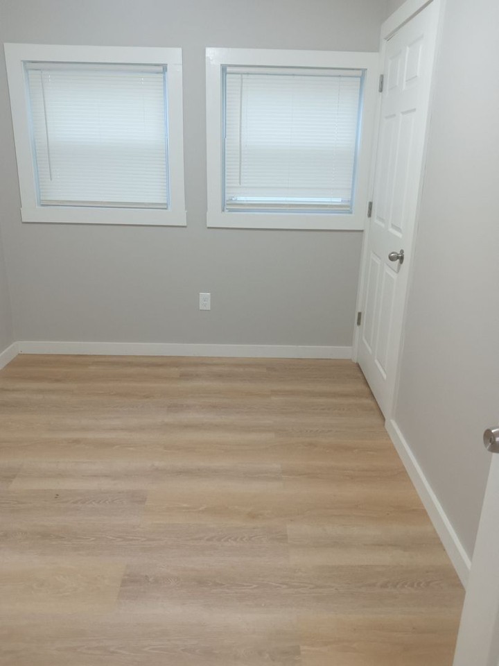 5341 N 27th St - Photo 7 of 12