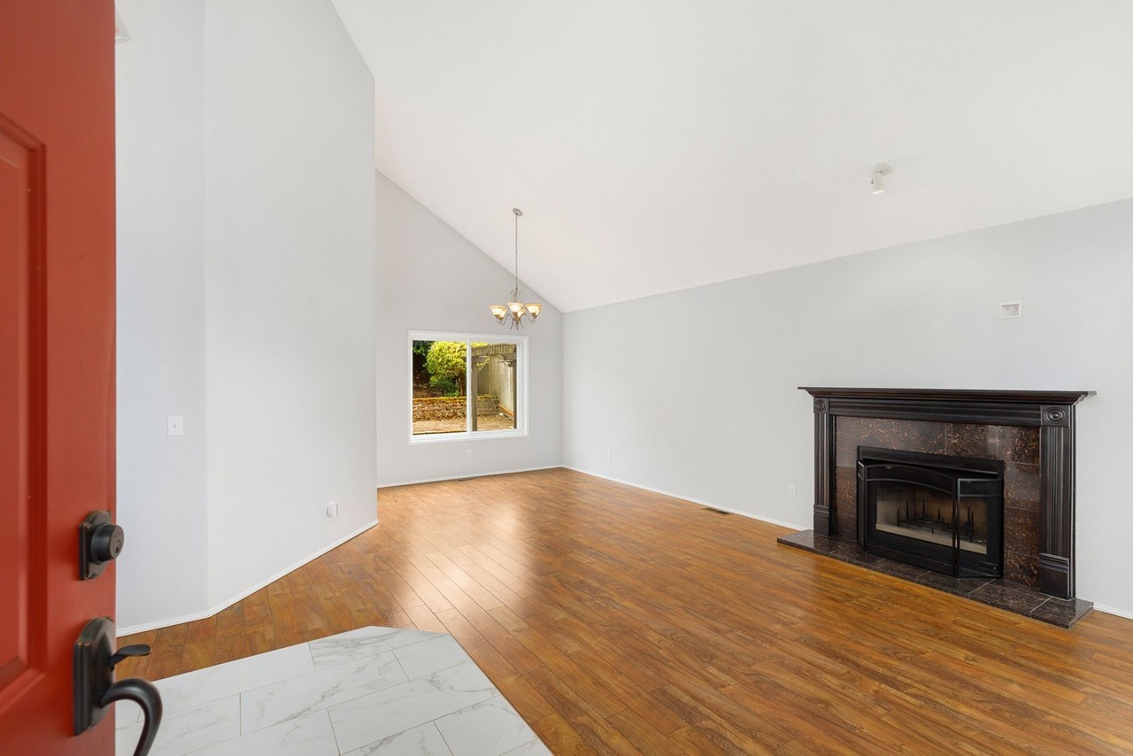 13380 122nd Pl Ne - Photo 3 of 27