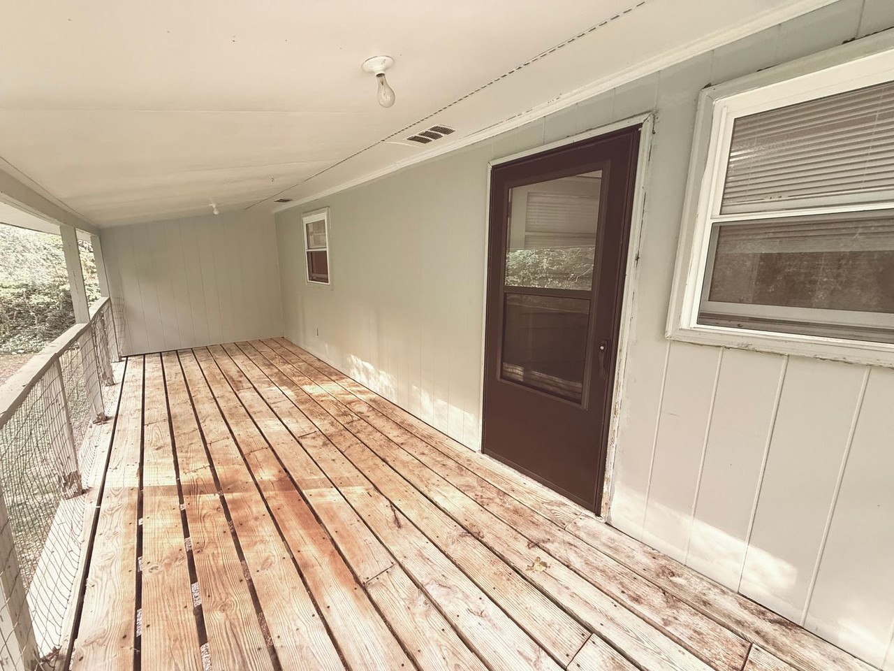 727 Lee St - Photo 4 of 10
