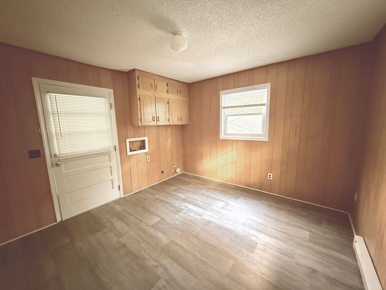 727 Lee St - Photo 6 of 10