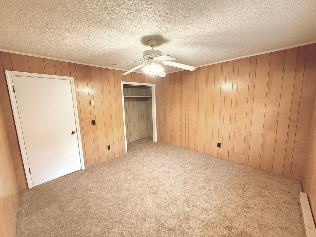 727 Lee St - Photo 7 of 10
