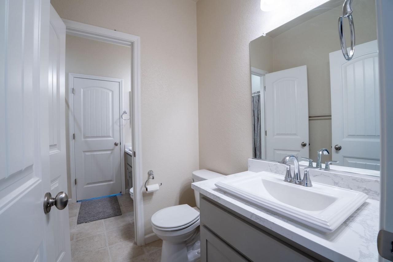 3625 Blue Bird Dr - Photo 7 of 38
