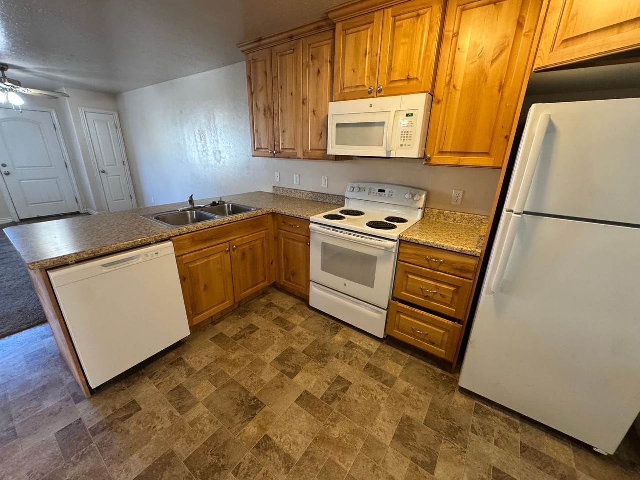 2021 W Starry Ln - Photo 6 of 16