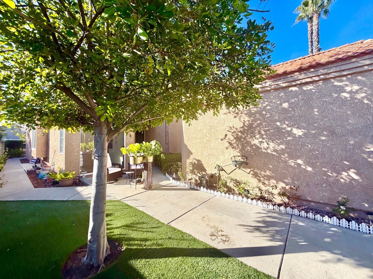 40303 Via Estrada - Photo 4 of 41