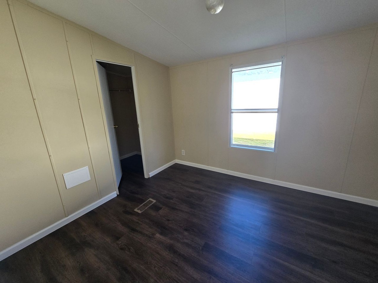202 Tarpon Ct - Photo 5 of 20