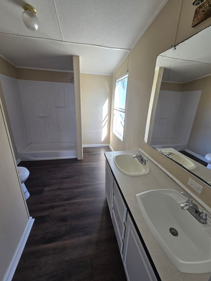 202 Tarpon Ct - Photo 7 of 20