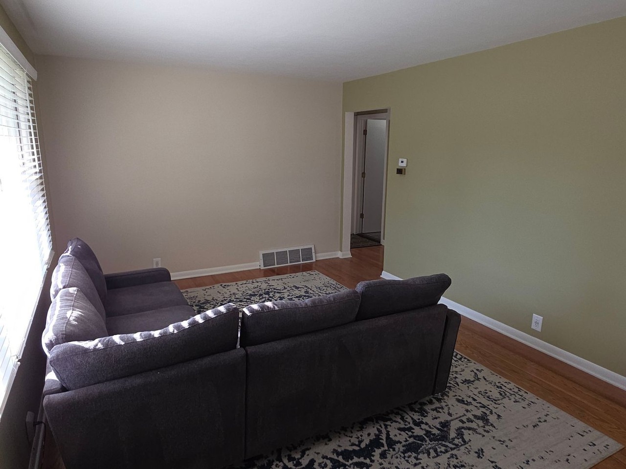 2602 26th St - Photo 5 of 36