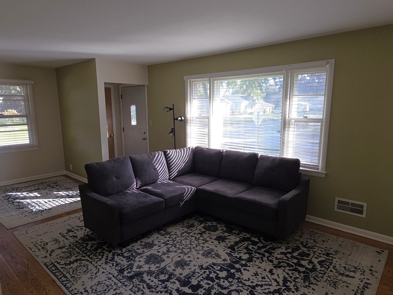 2602 26th St - Photo 7 of 36