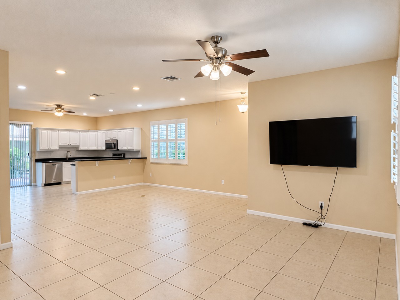 12048 Sw Knightsbridge Ln - Photo 7 of 20
