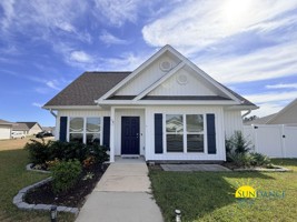 featured image of 38 Silverthorn St