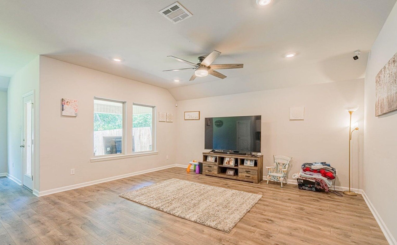 521 Saddle Crest Dr - Photo 3 of 23