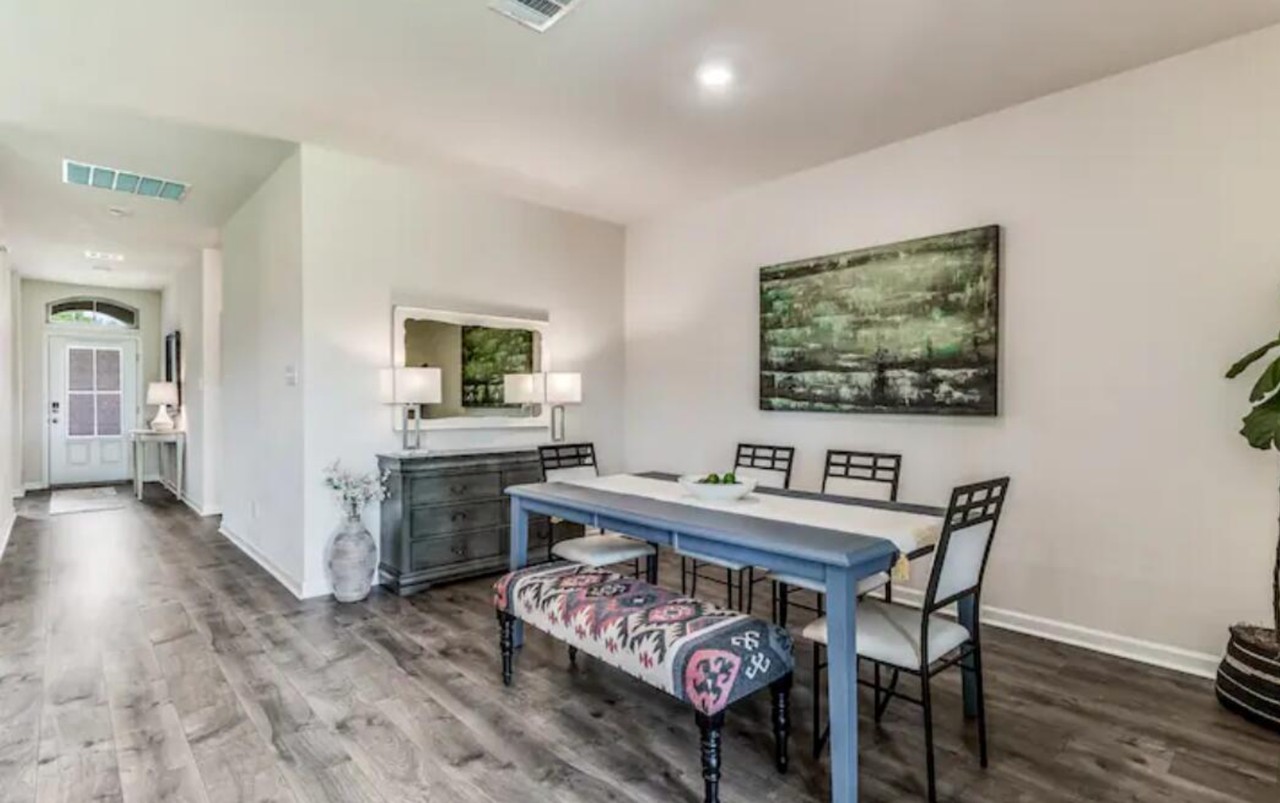 406 Starlight Dr - Photo 4 of 12