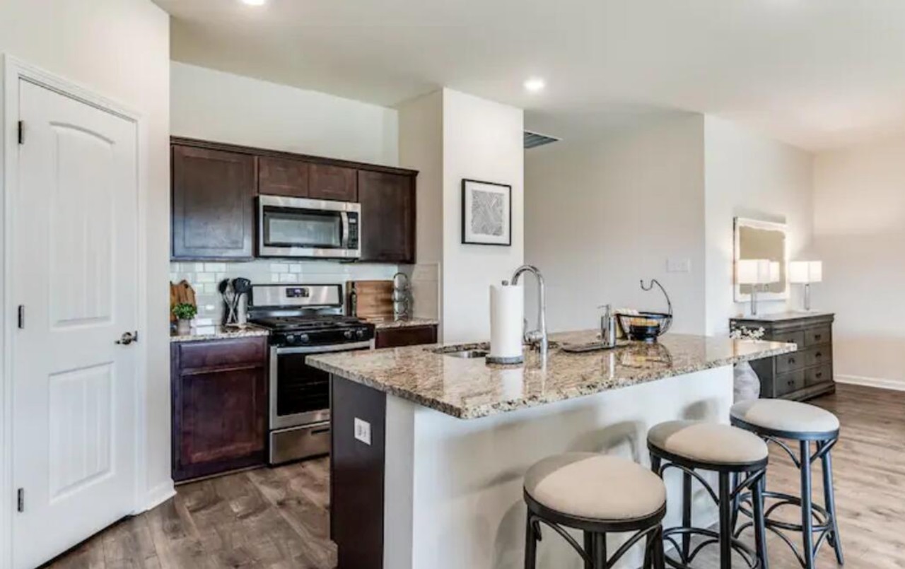 406 Starlight Dr - Photo 5 of 12