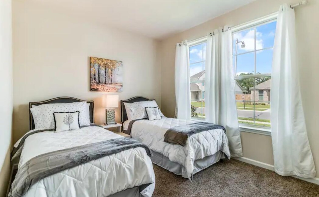 406 Starlight Dr - Photo 6 of 12