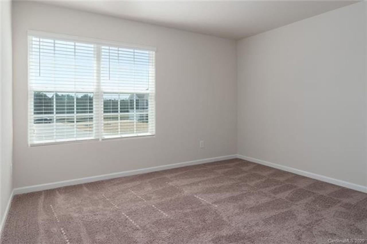381 Belcaro Dr - Photo 3 of 6