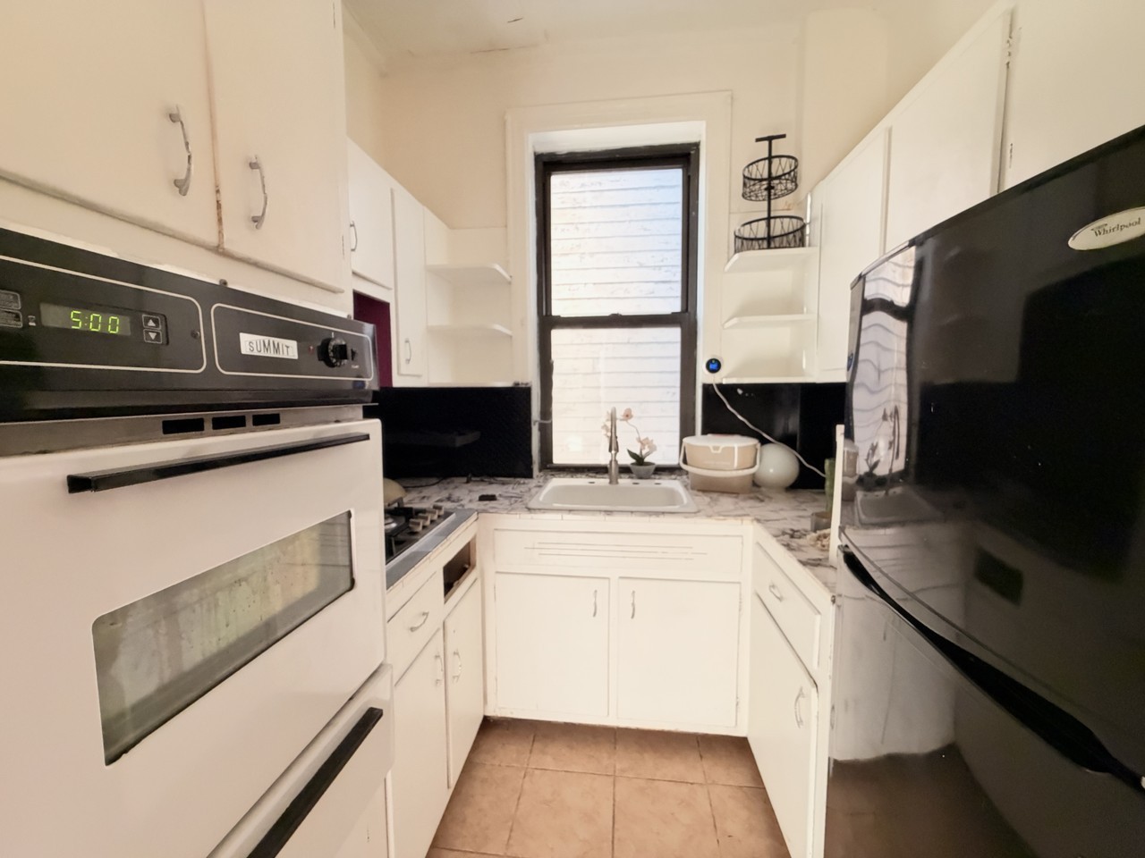 524 57th Street #2 - Photo 5 of 8
