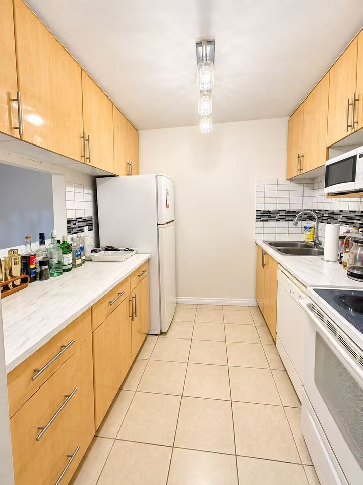 8291 Park Road #102 - Photo 3 of 7