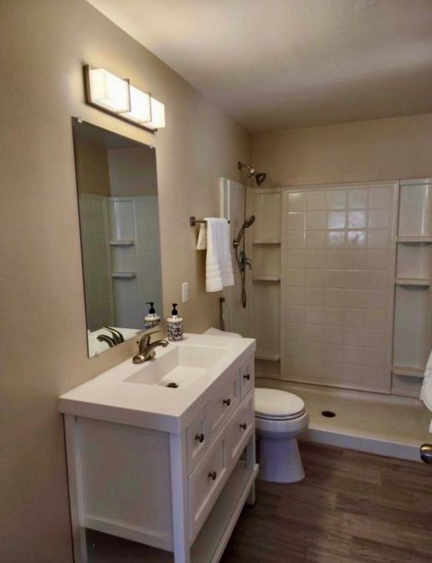 216 S Hobson ##B - Photo 6 of 9