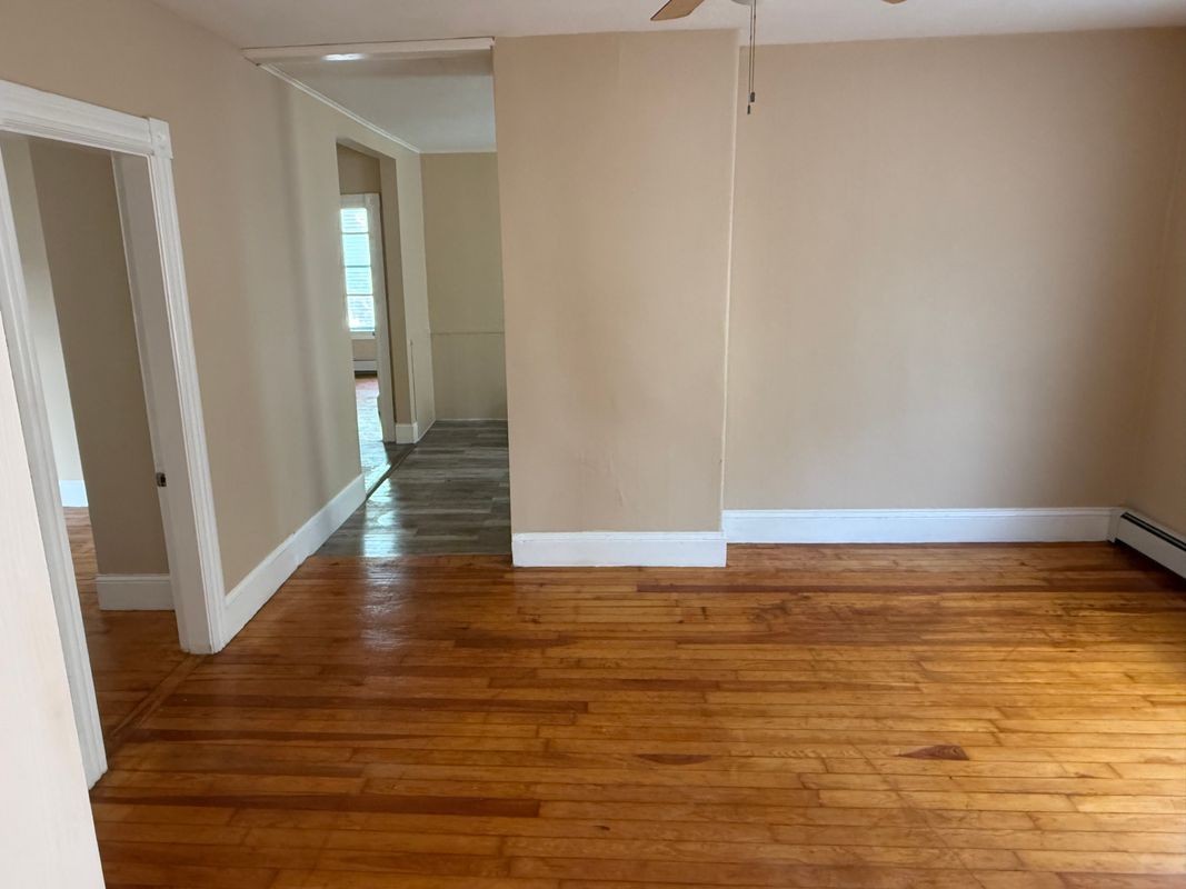 47 Barton St ##2l - Photo 2 of 11
