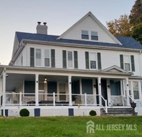 featured image of 486 Cliff Rd