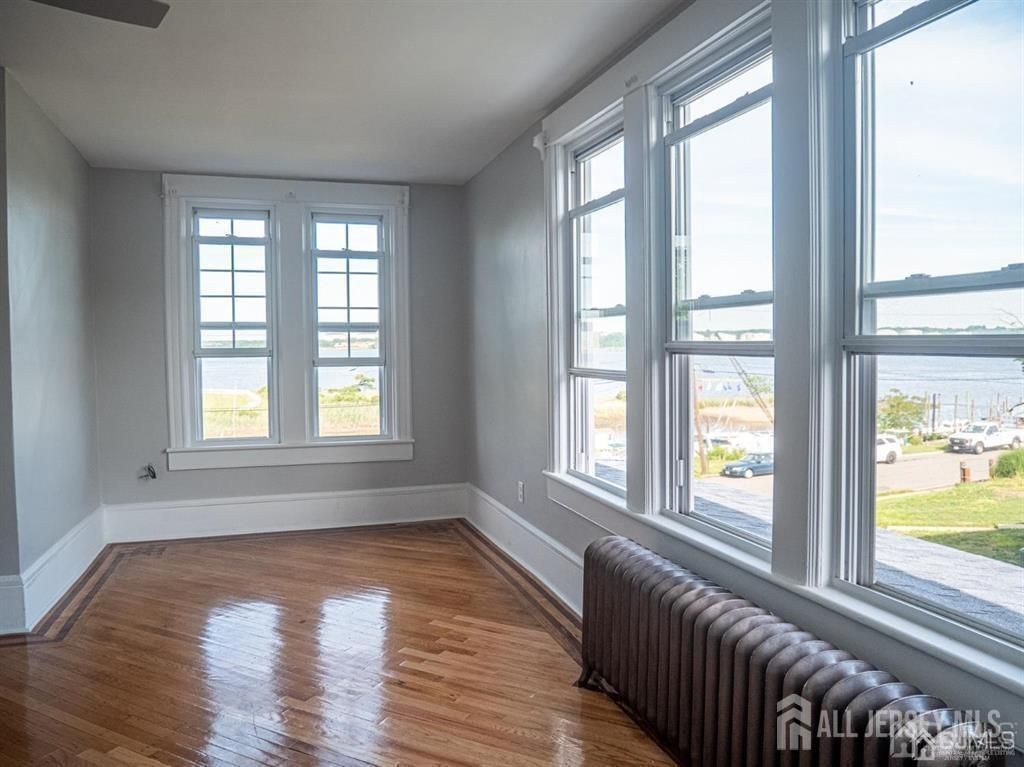 486 Cliff Rd - Photo 6 of 21