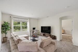 1342 Jupiter Blvd Nw - Photo 2 of 4