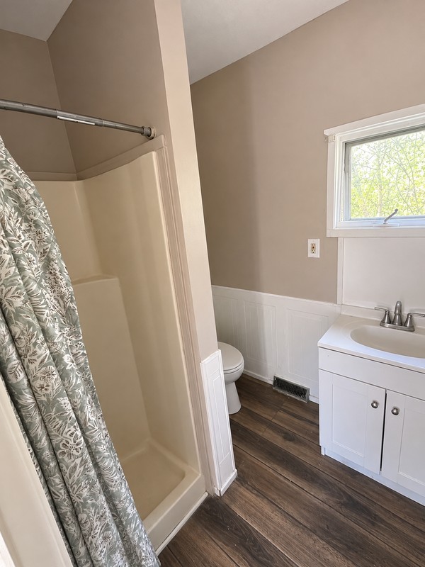 101 Bradley St - Photo 3 of 10