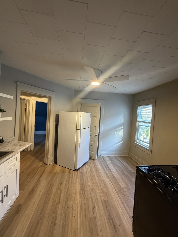 3800 W 132nd St - Photo 4 of 21