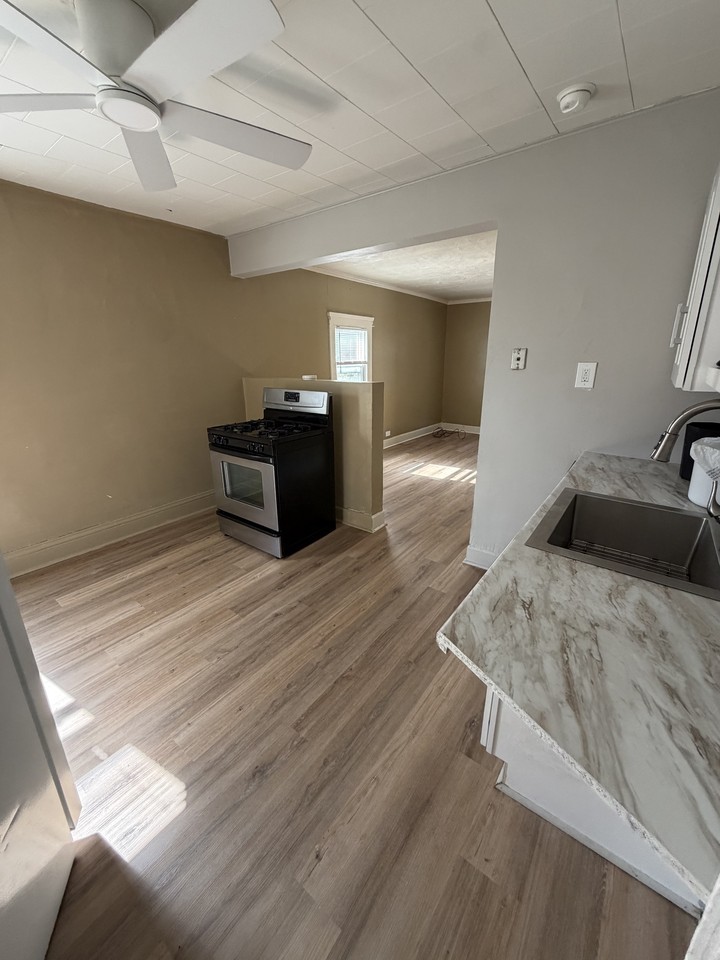 3800 W 132nd St - Photo 6 of 21