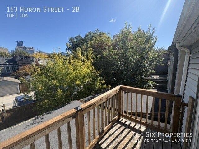 163 Huron Street - Photo 5 of 13