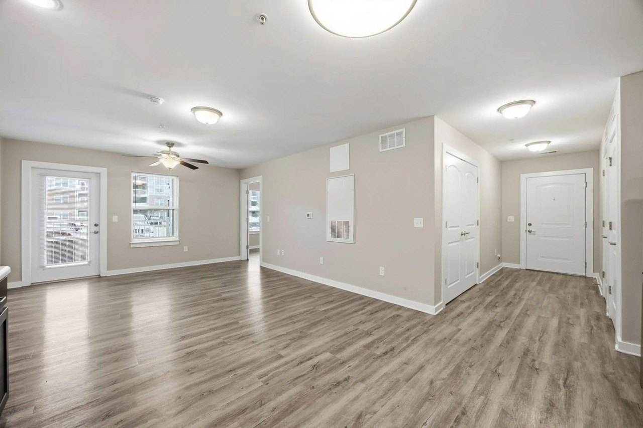 Albemarle Landing - Photo 6 of 24