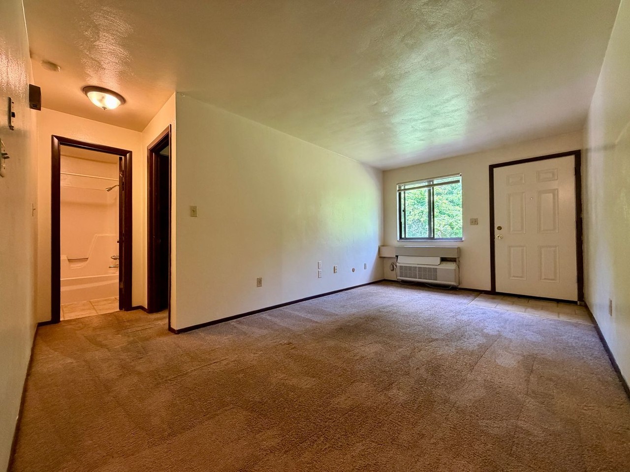 607 Kellywood Mnr - Photo 3 of 9