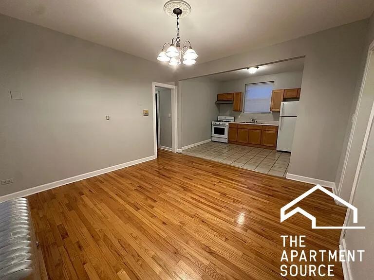 6343 N Claremont Ave #3E - Photo 5 of 10
