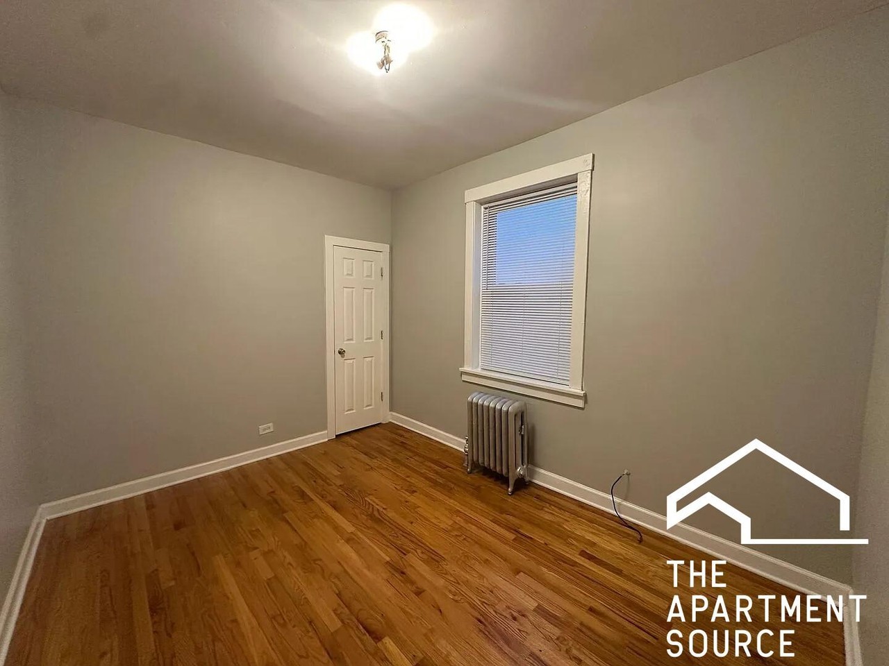 6343 N Claremont Ave #3E - Photo 6 of 10