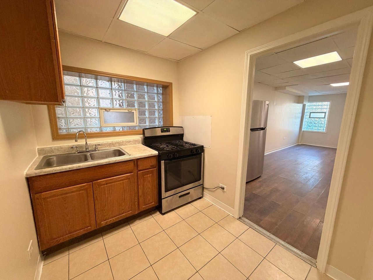 6121 N Fairfield Ave #G - Photo 4 of 9