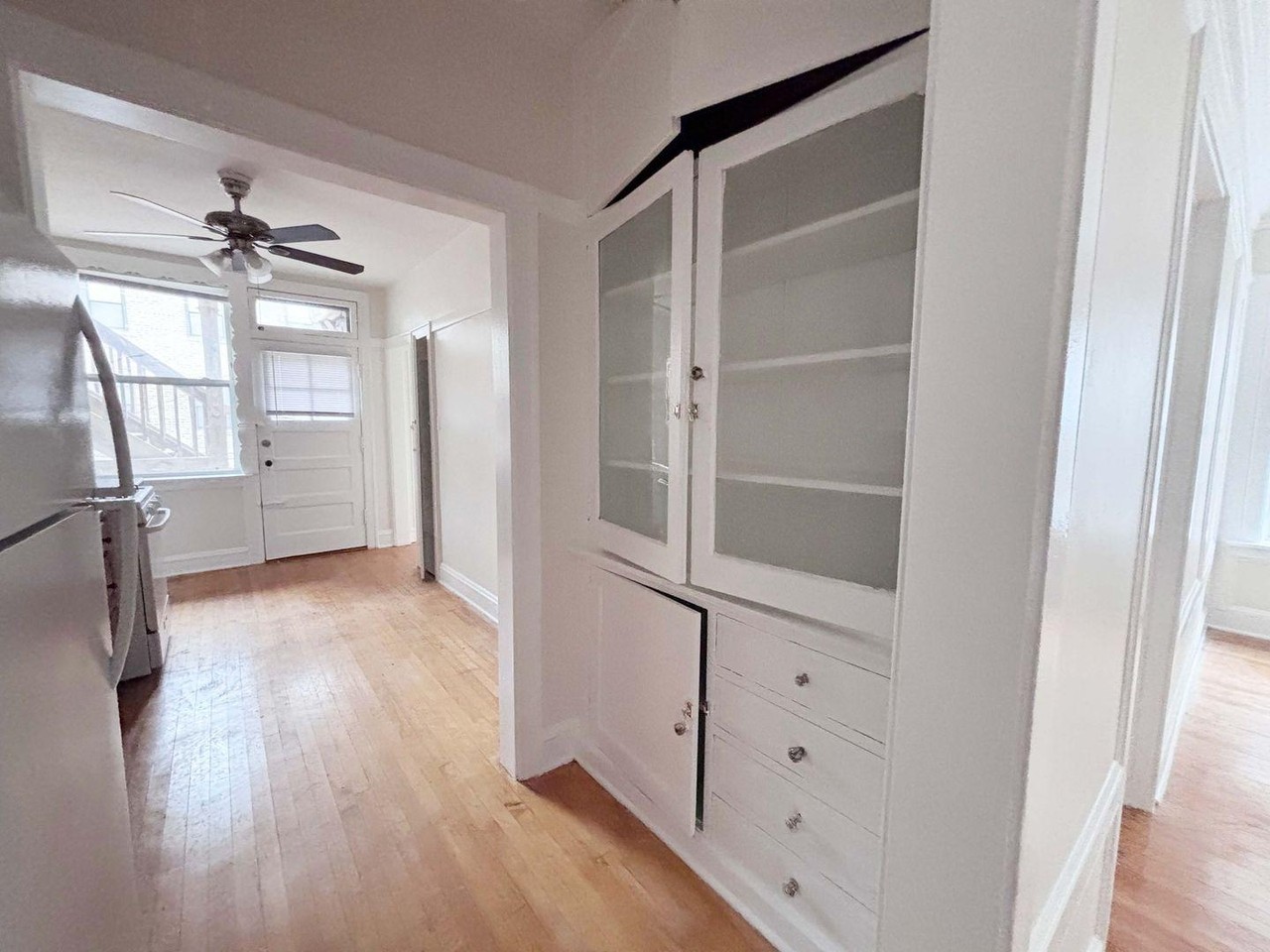 6437 N Leavitt St #2S - Photo 5 of 17