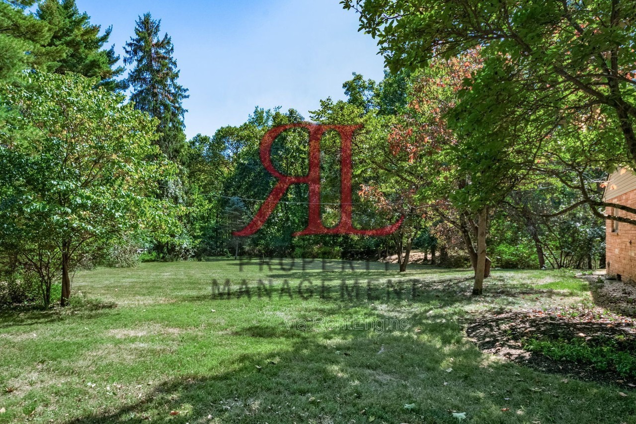 5293 Ashford Rd - Photo 4 of 46