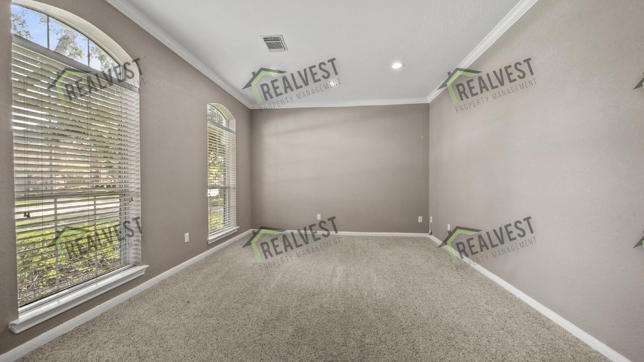 2863 Love Ln - Photo 5 of 23