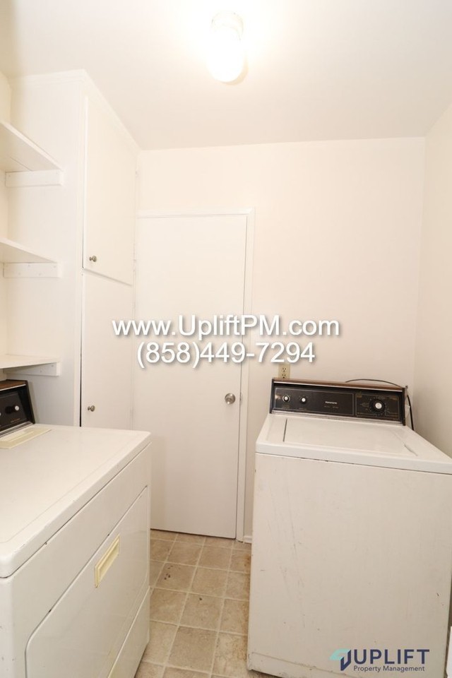 4253 50th St - Photo 6 of 10
