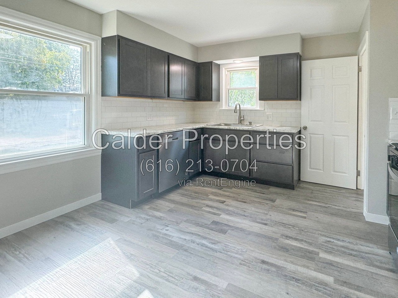 229 Lemyra St Se - Photo 2 of 14